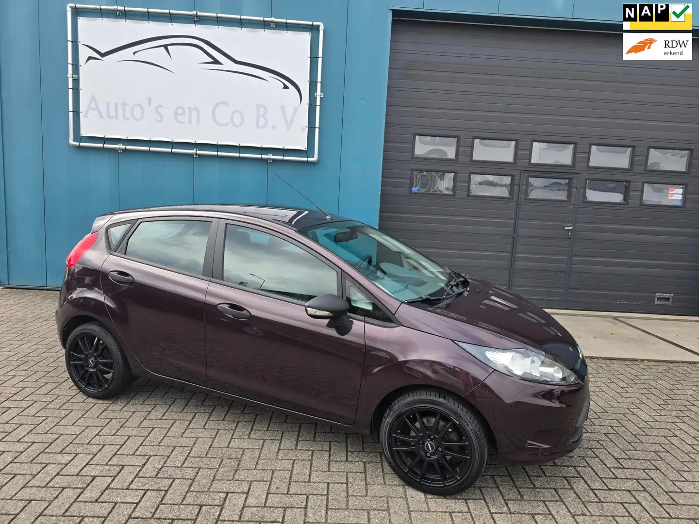 Ford Fiesta 1.25 Limited 5-deurs Airco 16"Lm velgen Trekhaak A ljubičasta - 1