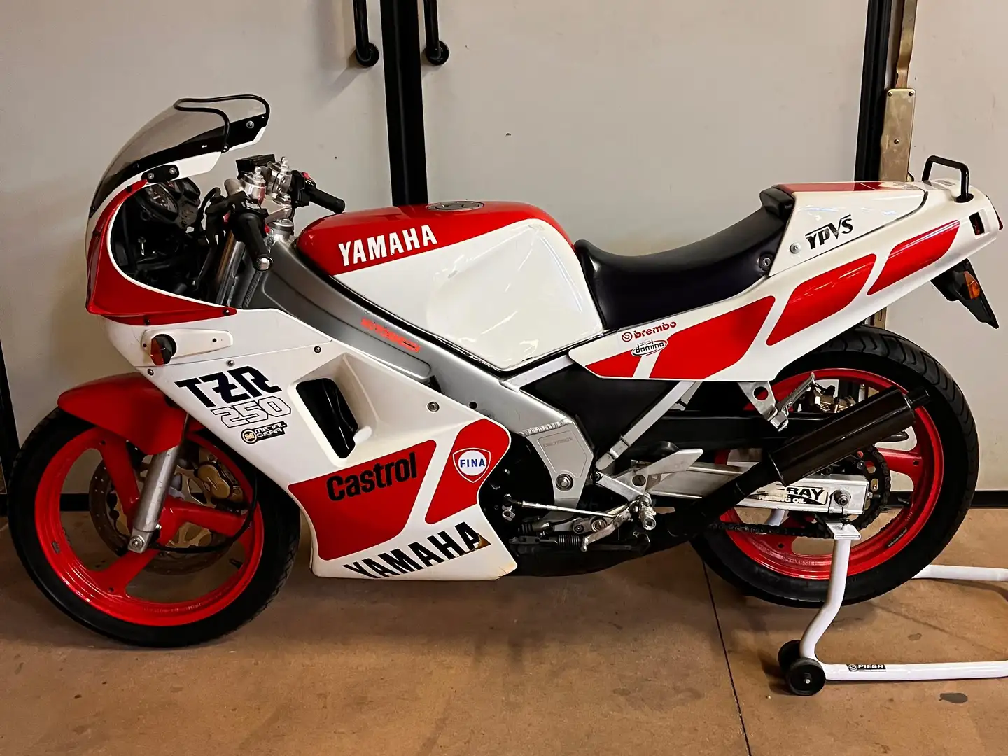 Yamaha TZR 250 Rouge - 2