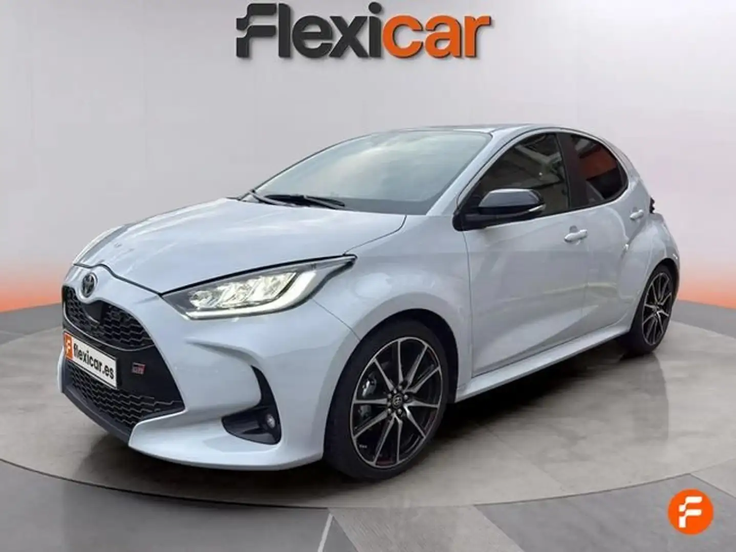 Toyota Yaris 120H 1.5 GR Sport Blanco - 2
