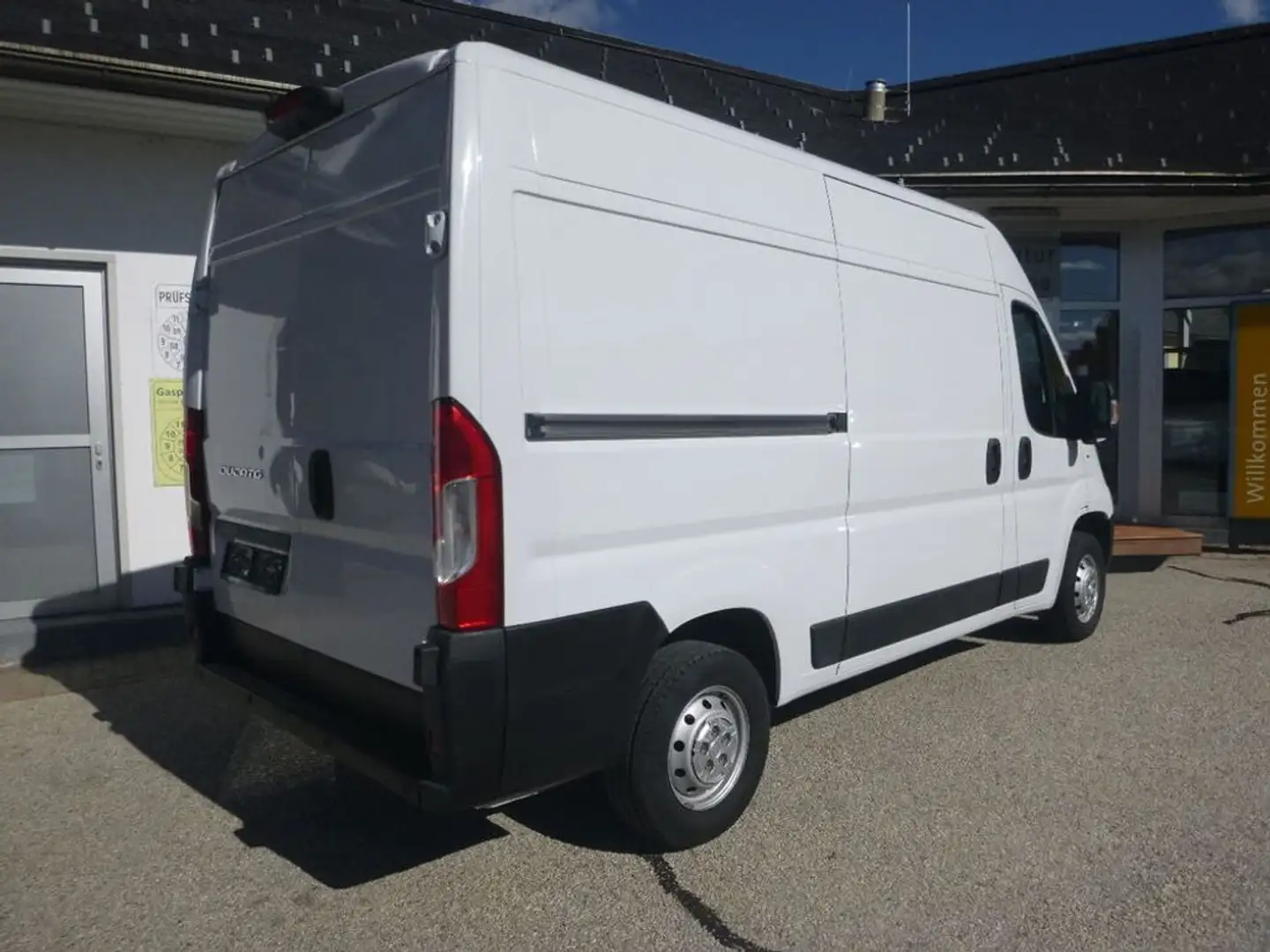 Fiat Ducato 115 (Rs: 3450 mm) (L2H2) Netto € 13.250.- Weiß - 2