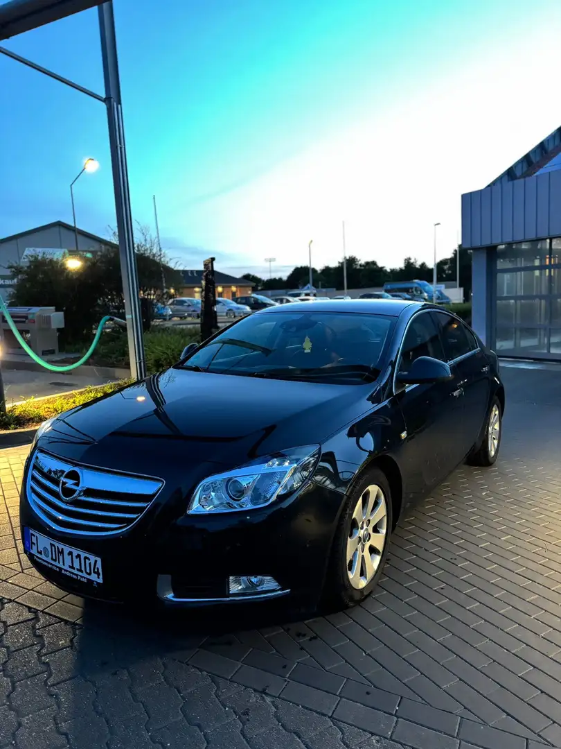 Opel Insignia 2.0 CDTI Design Edition - 1