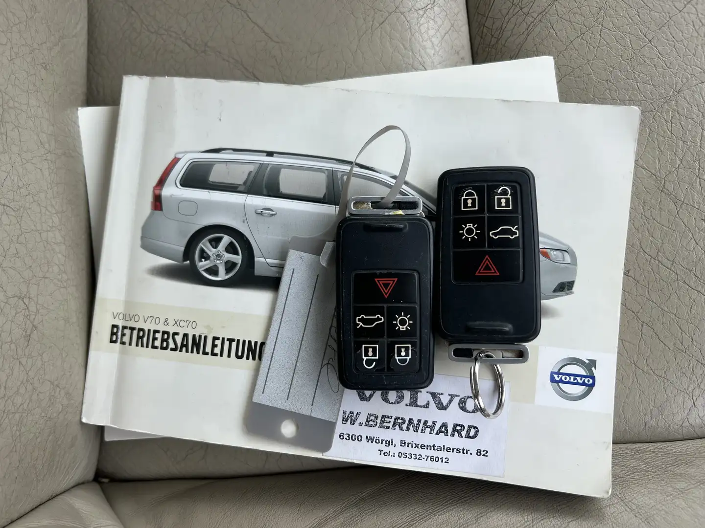 Volvo XC70 3,2 Summum AWD Geartronic Aut. - 2