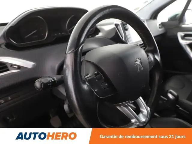 Peugeot 2008 view 11