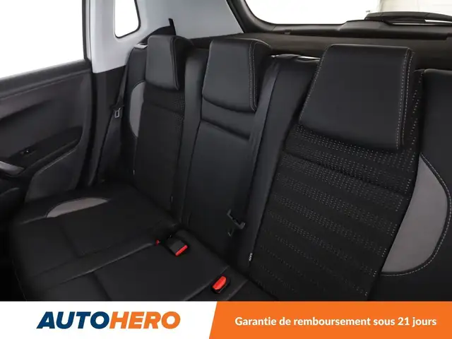 Peugeot 2008 view 14