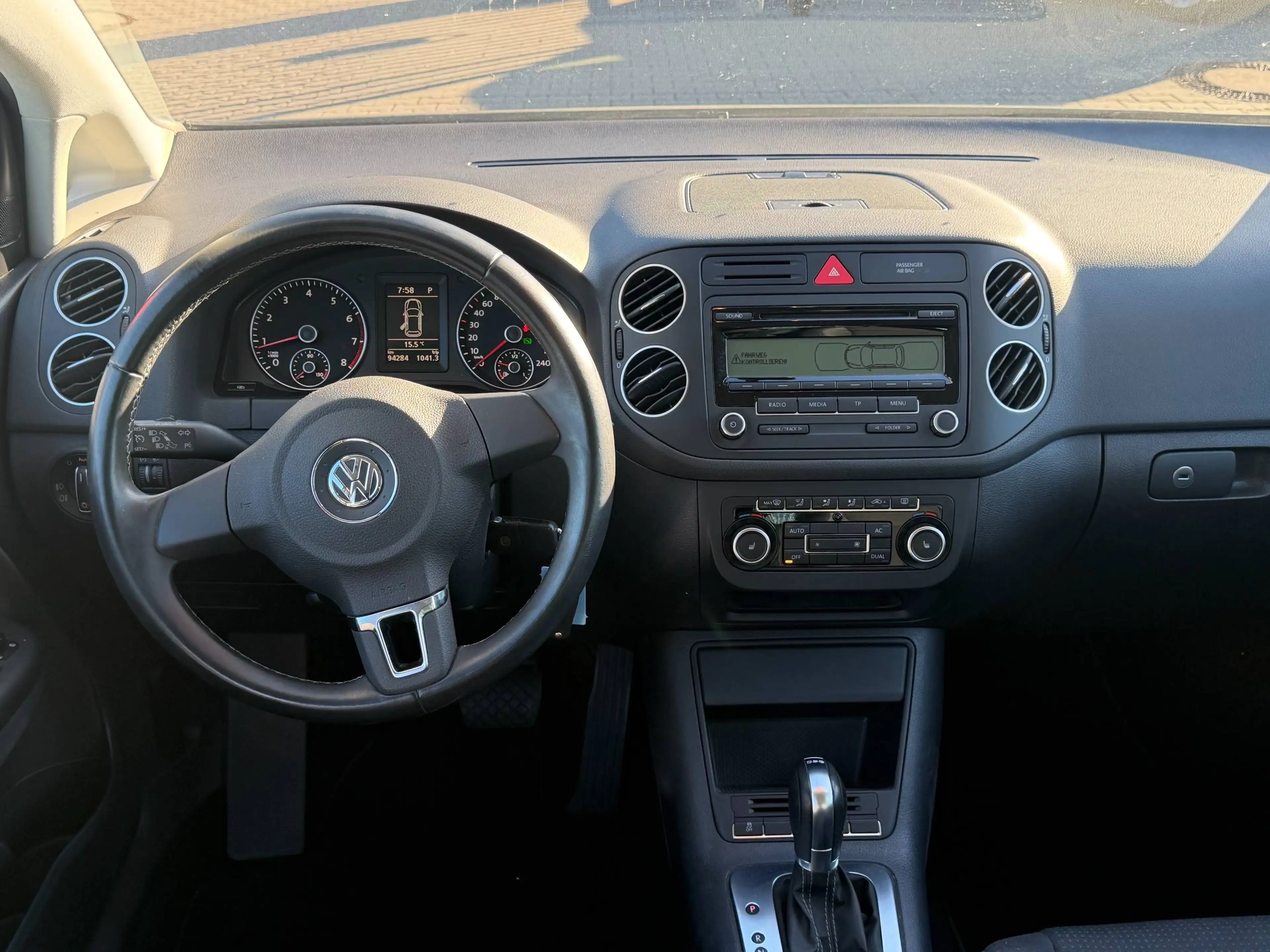 Volkswagen Golf Plus Golf Plus VI Team/Automatik/PDC/SHZ/2.Ha/EU5/ZV — photo 12