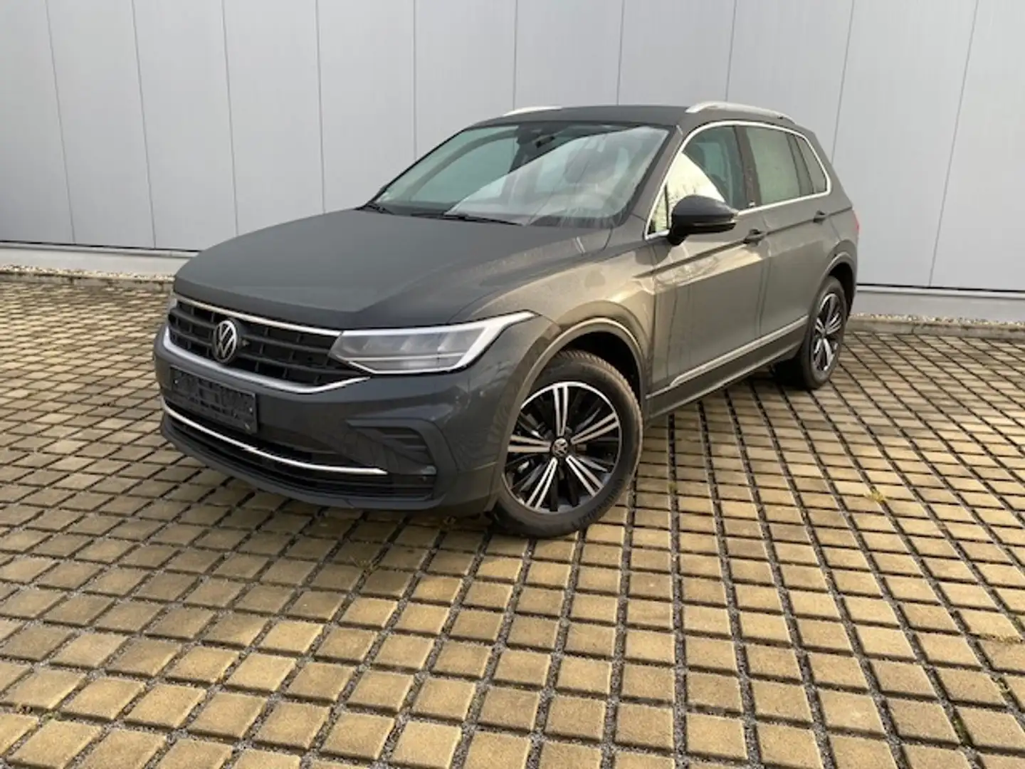 Volkswagen Tiguan 1.5 TSI Move LED/18-ZOLL/APP/RFK/ACC/EL.-HKL./PDC Grau - 2