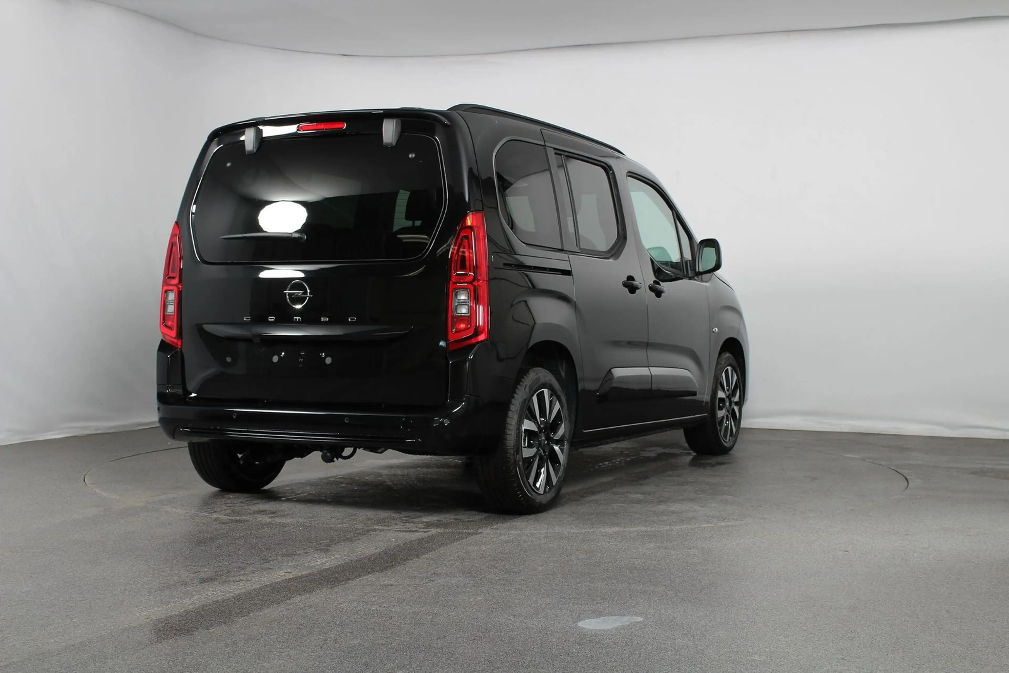 Opel Combo Life GS Stand-Hzg|AHK|RFK|PANO|Matrix|N... — photo 5