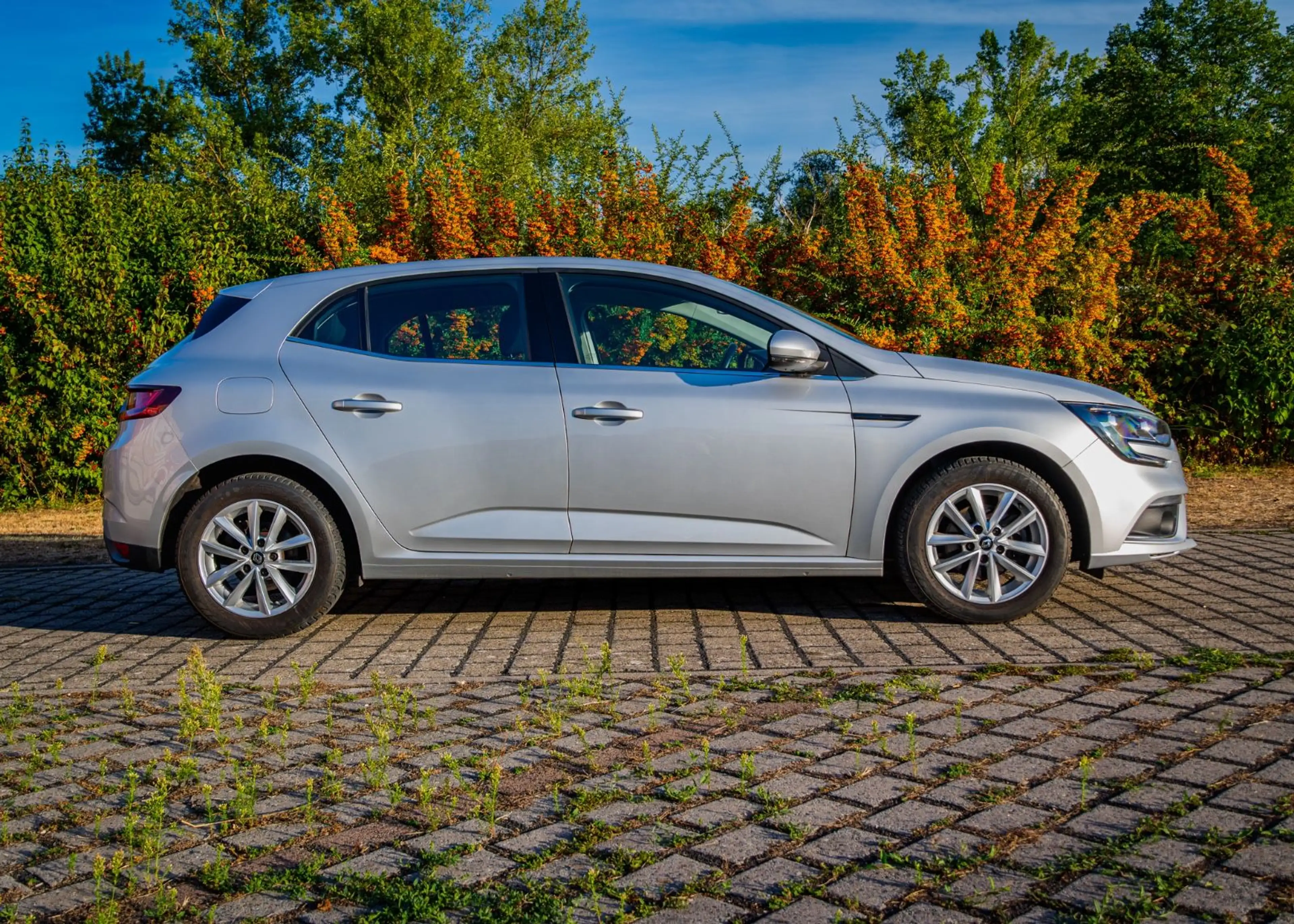 Renault Megane IV Lim. 5-trg./ TÜV NEU — photo 8