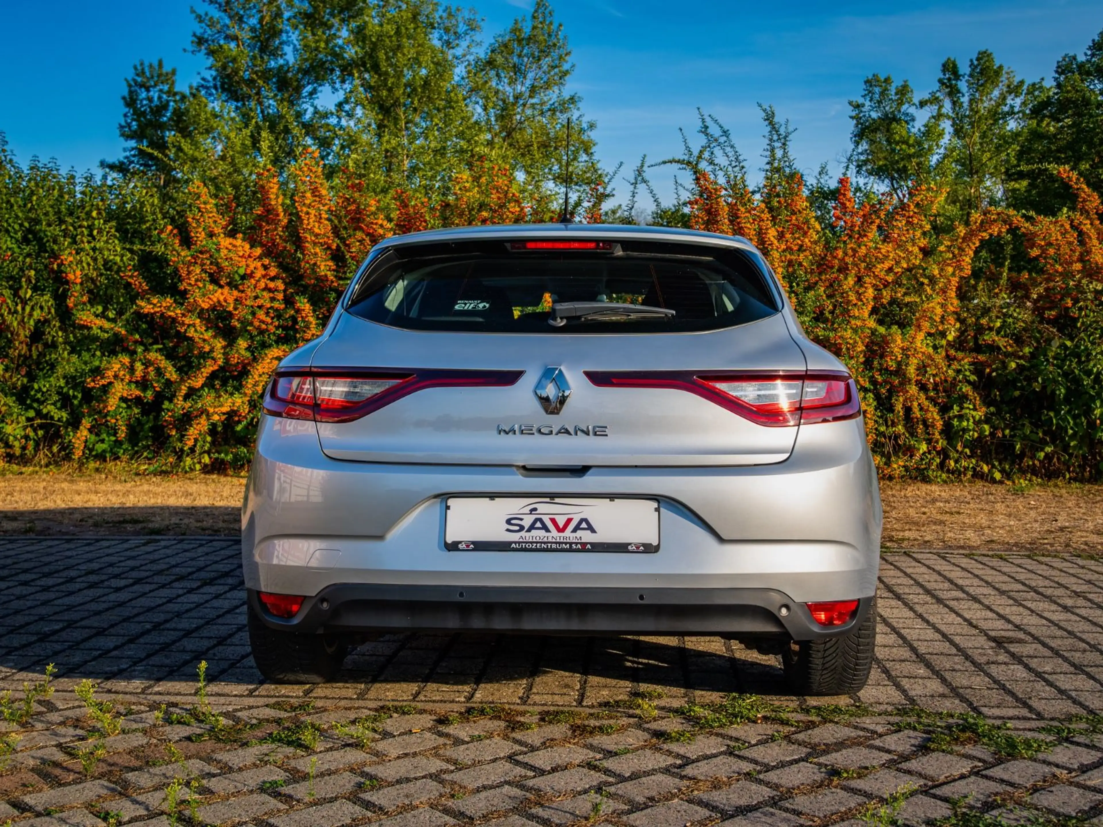 Renault Megane IV Lim. 5-trg./ TÜV NEU — photo 4