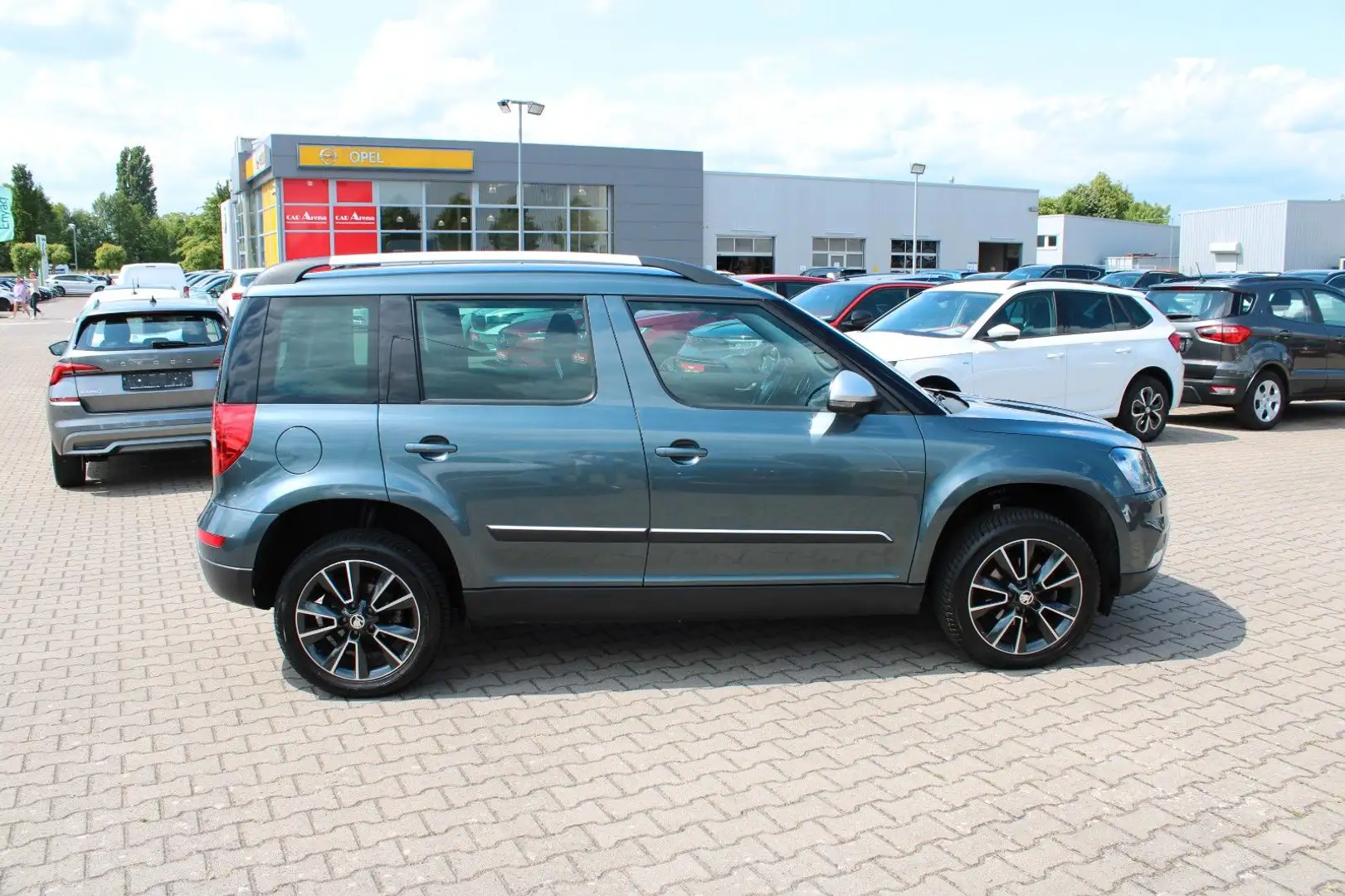 Skoda Yeti 1.2 TSI Ambition Outdoor*1.Hand*SHZ* Grau - 2