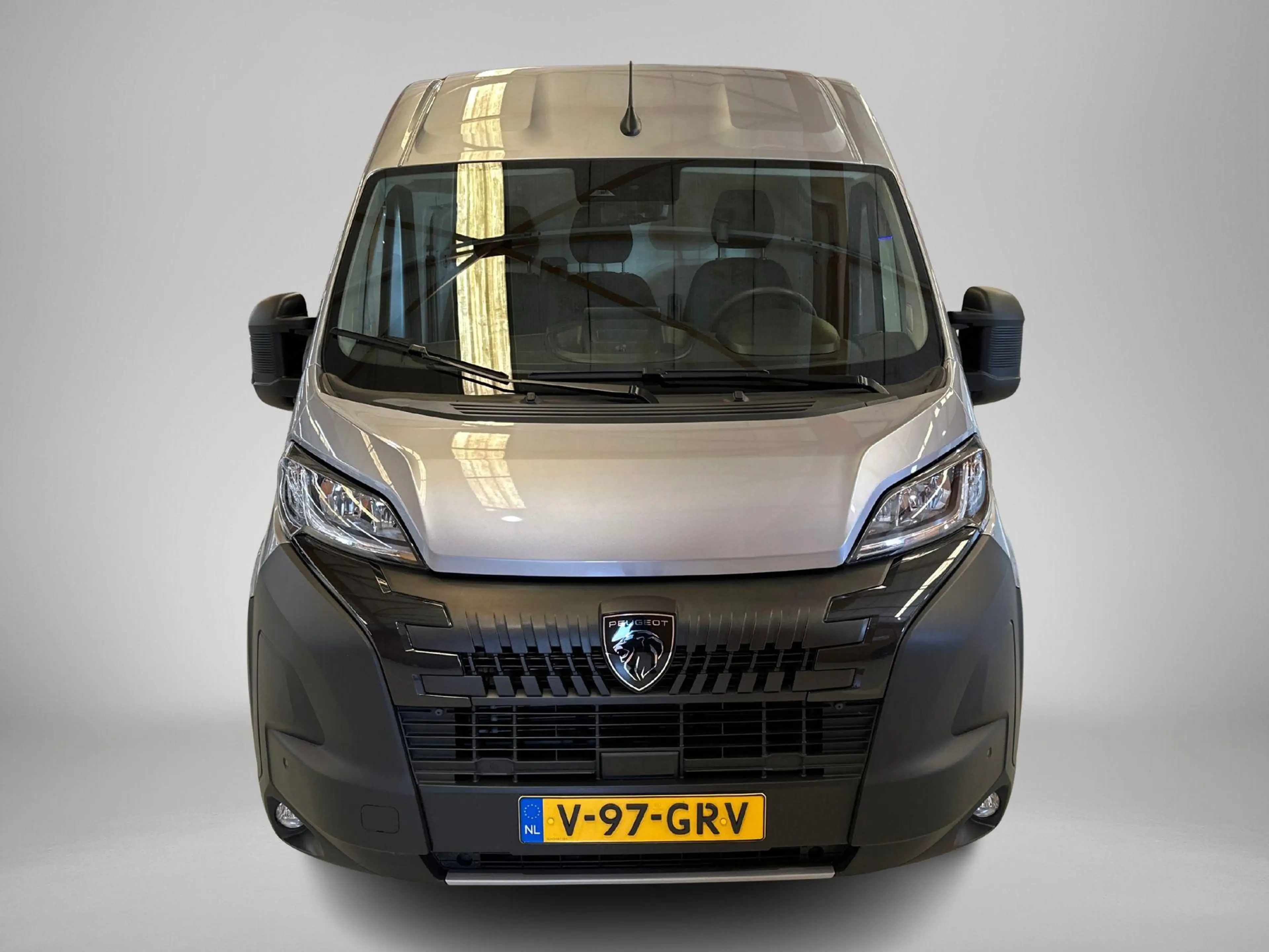 Peugeot Boxer 2.2 BlueHDi 140 S&S L2H2 3.3t | Apple Carplay/Andr — photo 10