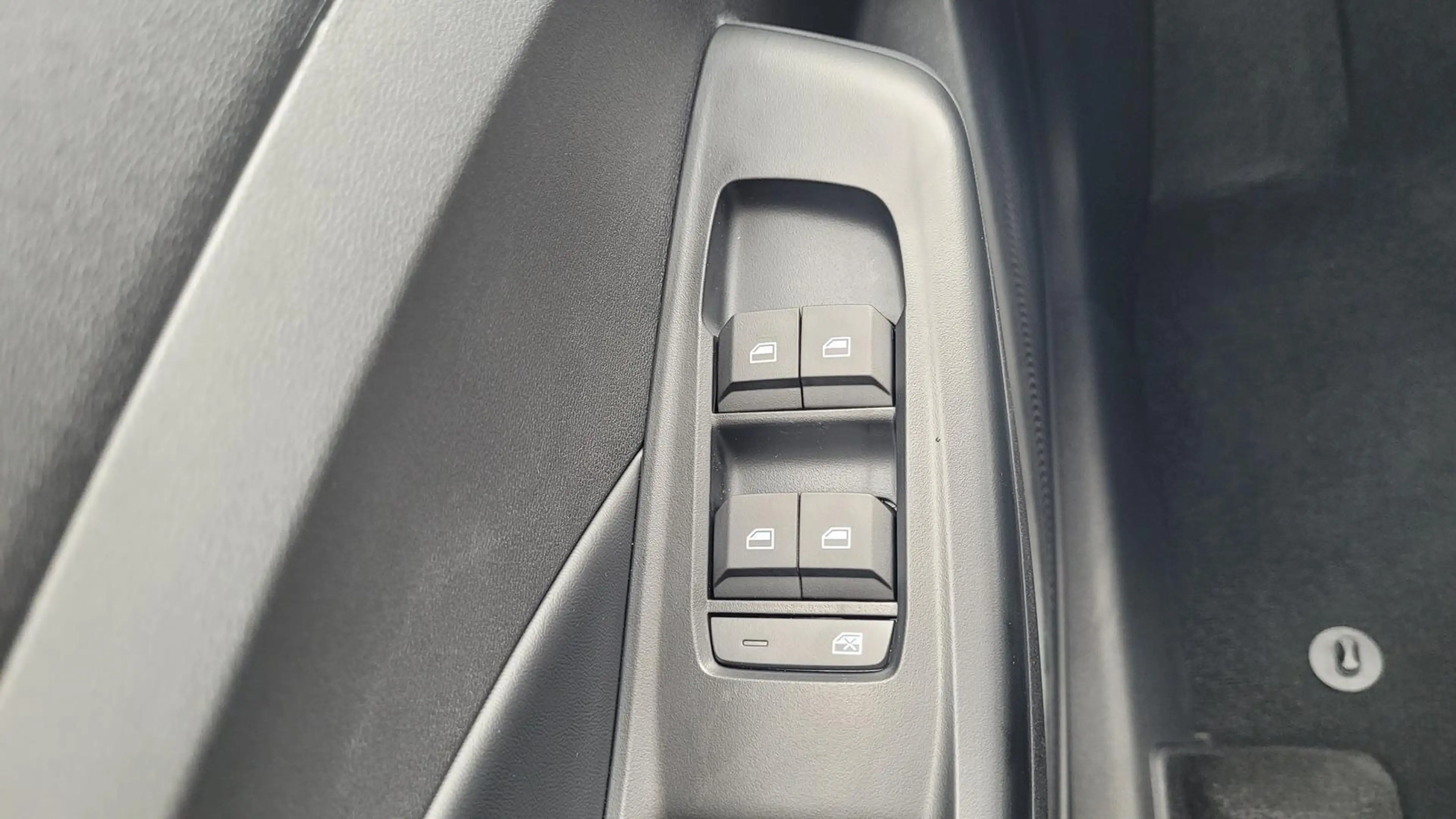 MG MG3 1.5 Hybrid+ 143 kW Luxury Luxury*LED*Navi*Shzg*... — photo 15