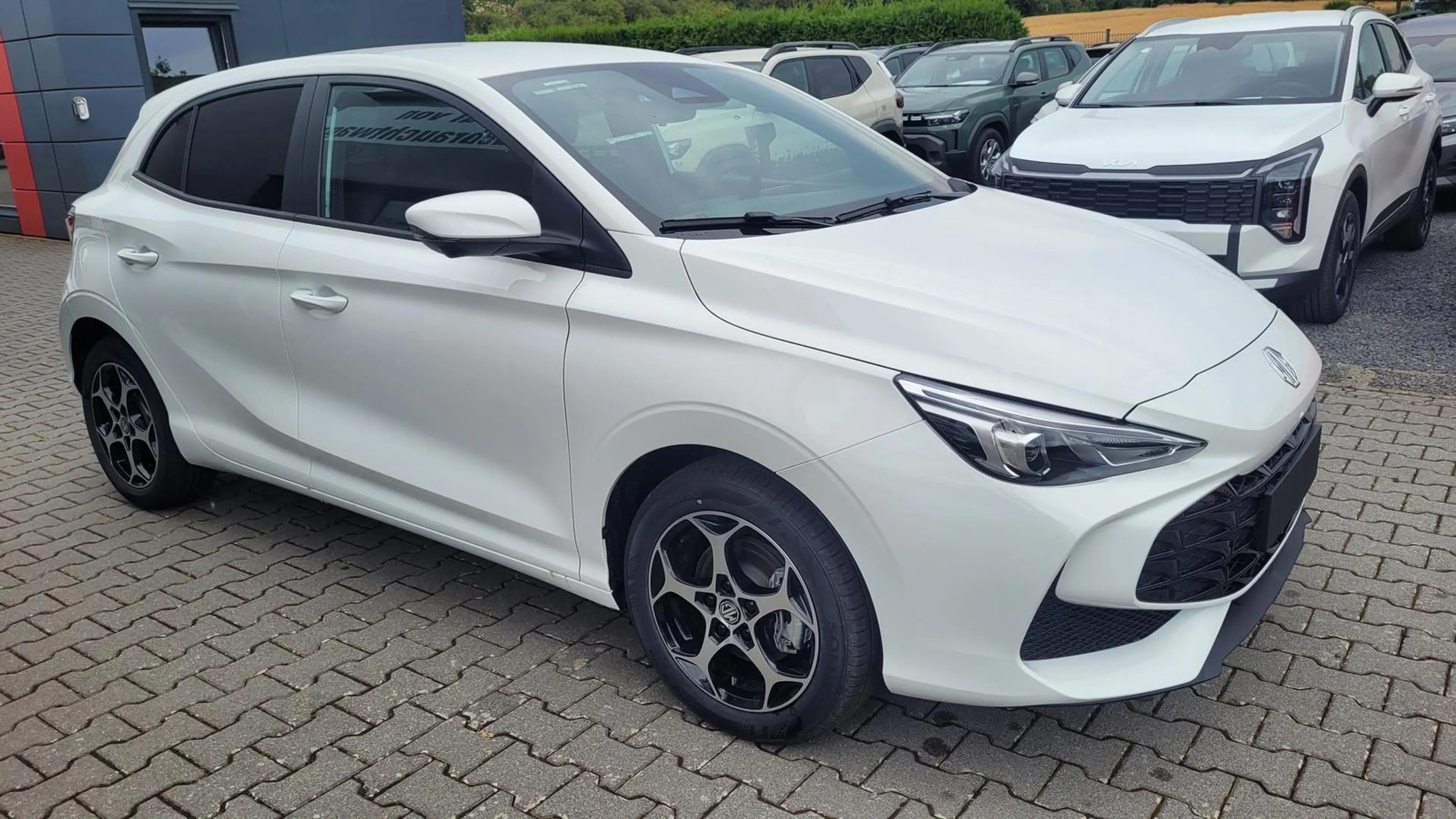 MG MG3 1.5 Hybrid+ 143 kW Luxury Luxury*LED*Navi*Shzg*... — photo 3