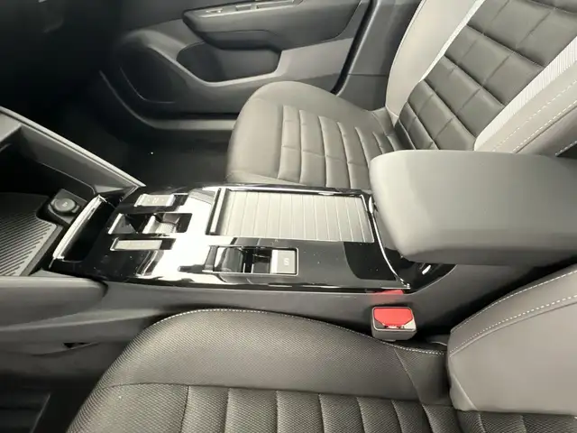 Citroen C4 view 14