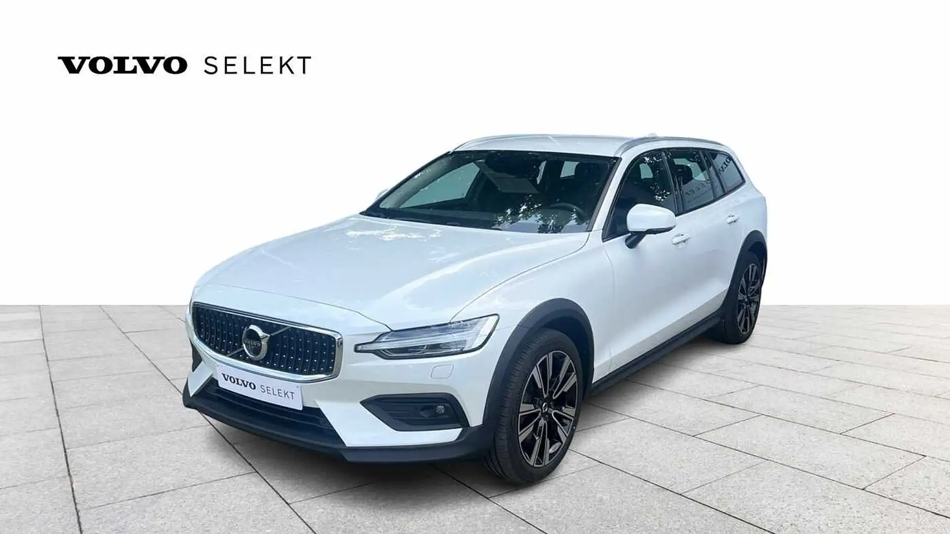 Volvo V60 Cross Country Pro , B4 AWD mild hybrid Blanc - 1
