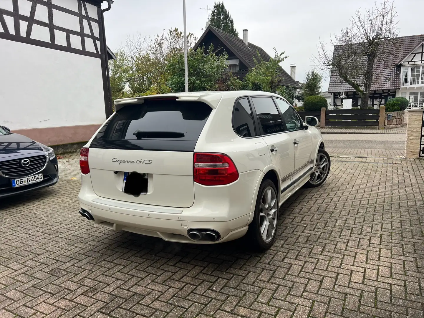 Porsche Cayenne 4.8 V8 GTS Tiptronic S A Weiß - 2