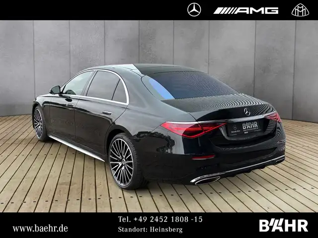 Mercedes-Benz S Class view 3
