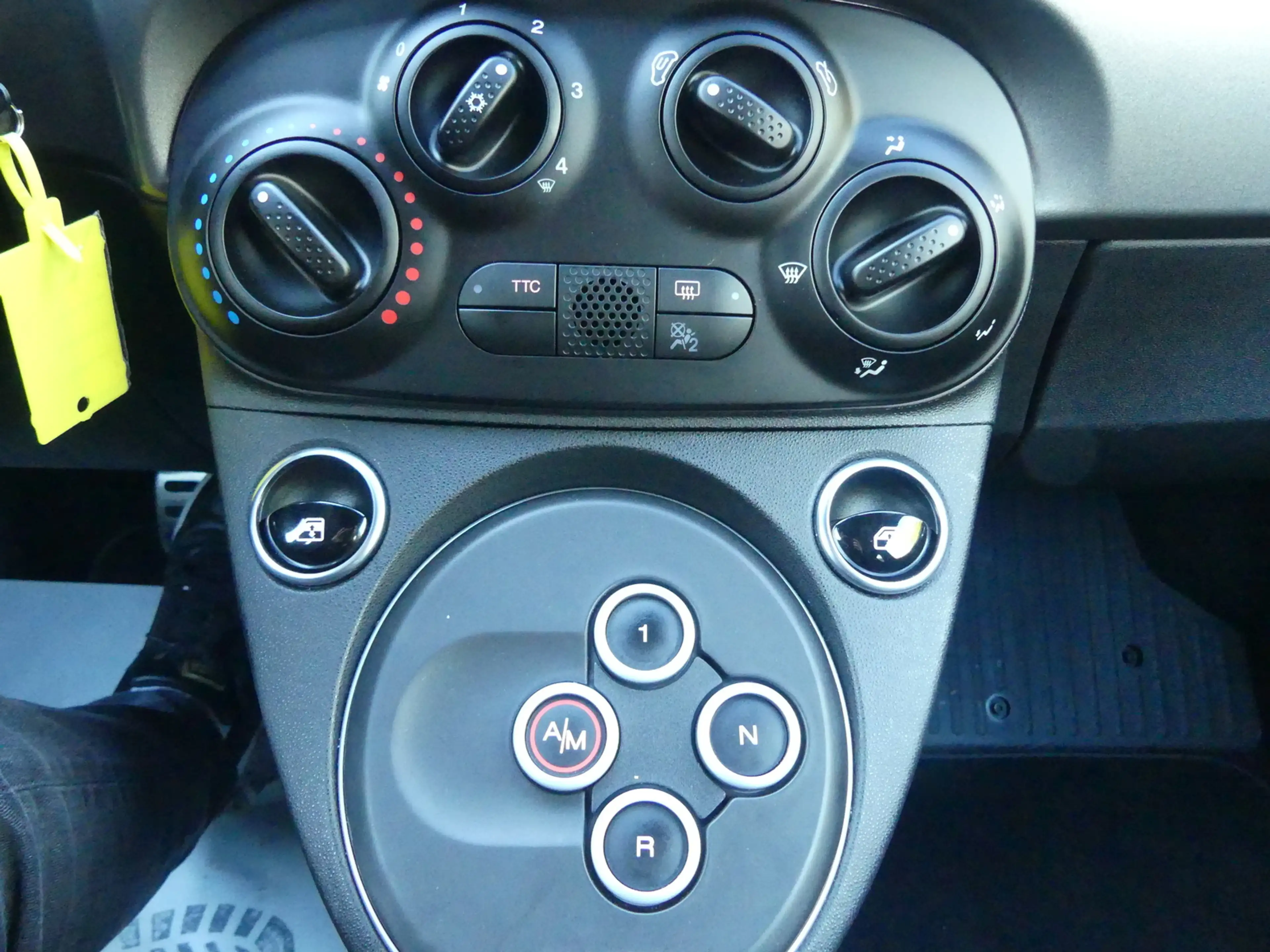 Abarth 595 1,4 TURBO AUTOM/KLIMA/PDC/SITZHZG — photo 6