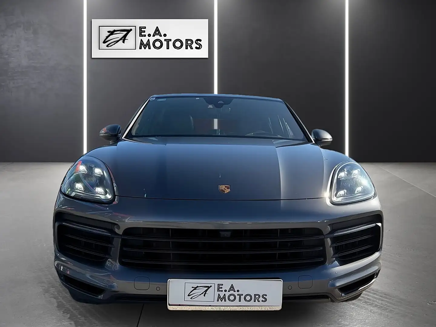 Porsche Cayenne Coupe E-Hybrid PHEV 17,9 kWh Aut. Grau - 2