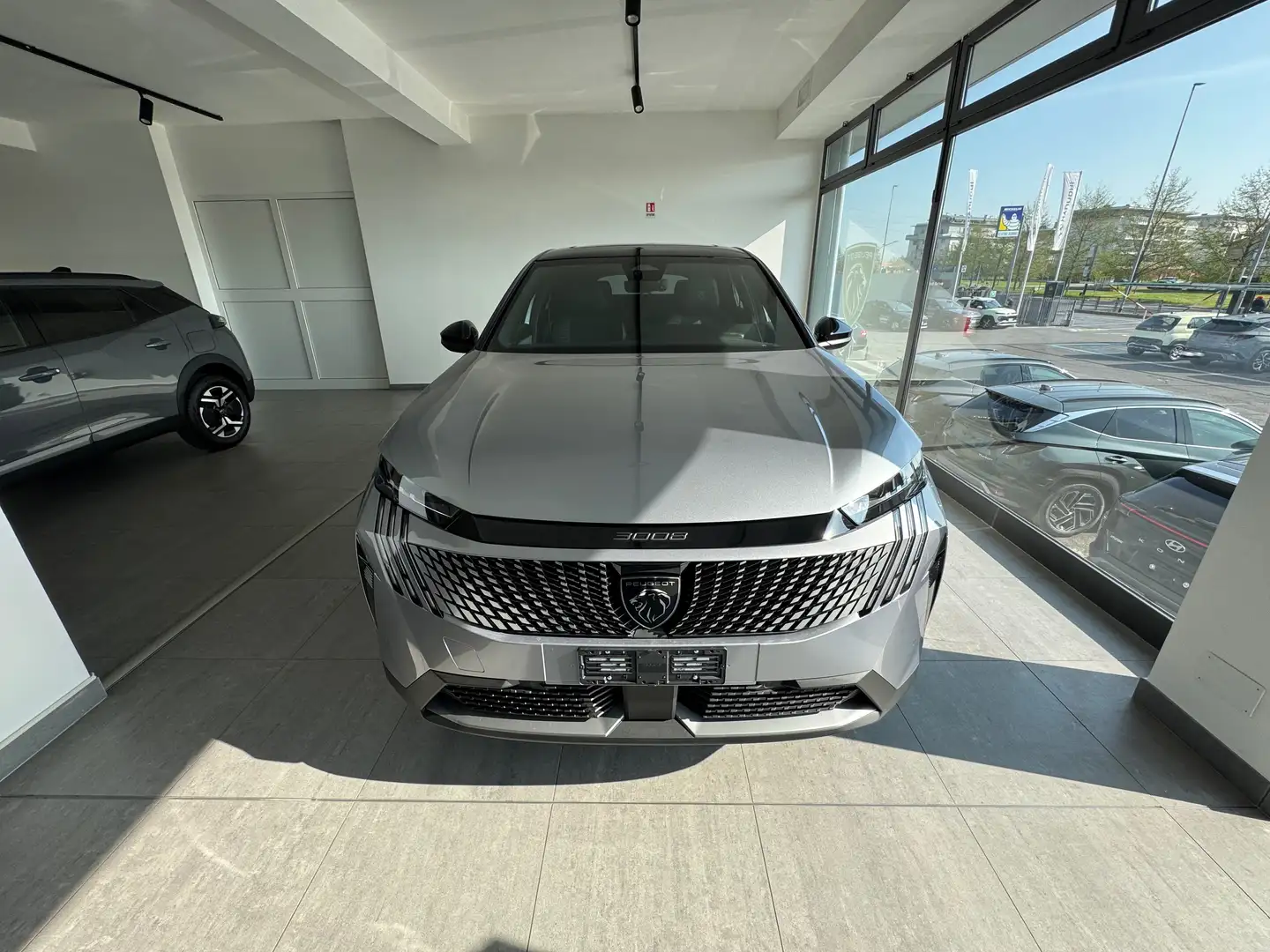Peugeot 3008 1.2 hybrid GT-TETTO PANORAMICO-PRONTA CONSEGNA KM0 Gris - 1
