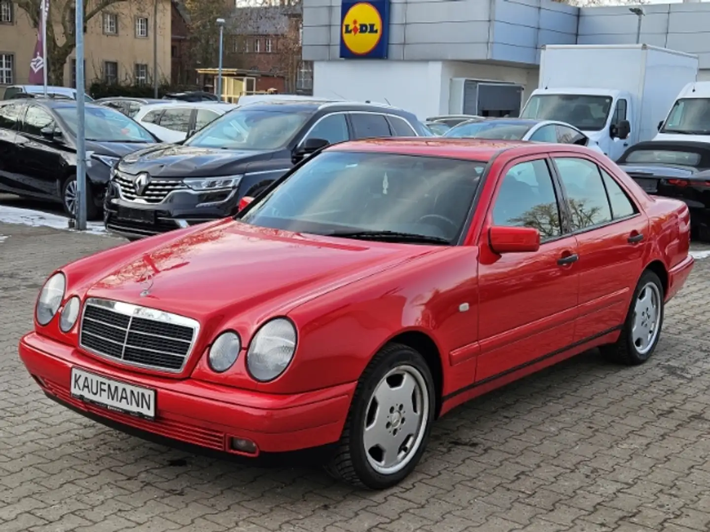 Mercedes-Benz E 230 E230 Rot - 1