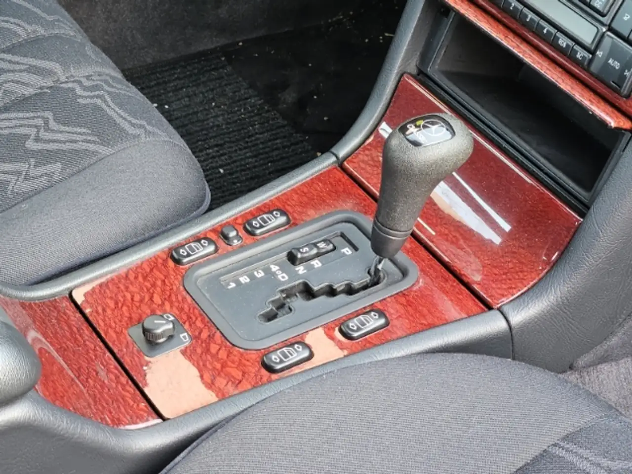 Mercedes-Benz E 230 E230, foto 10