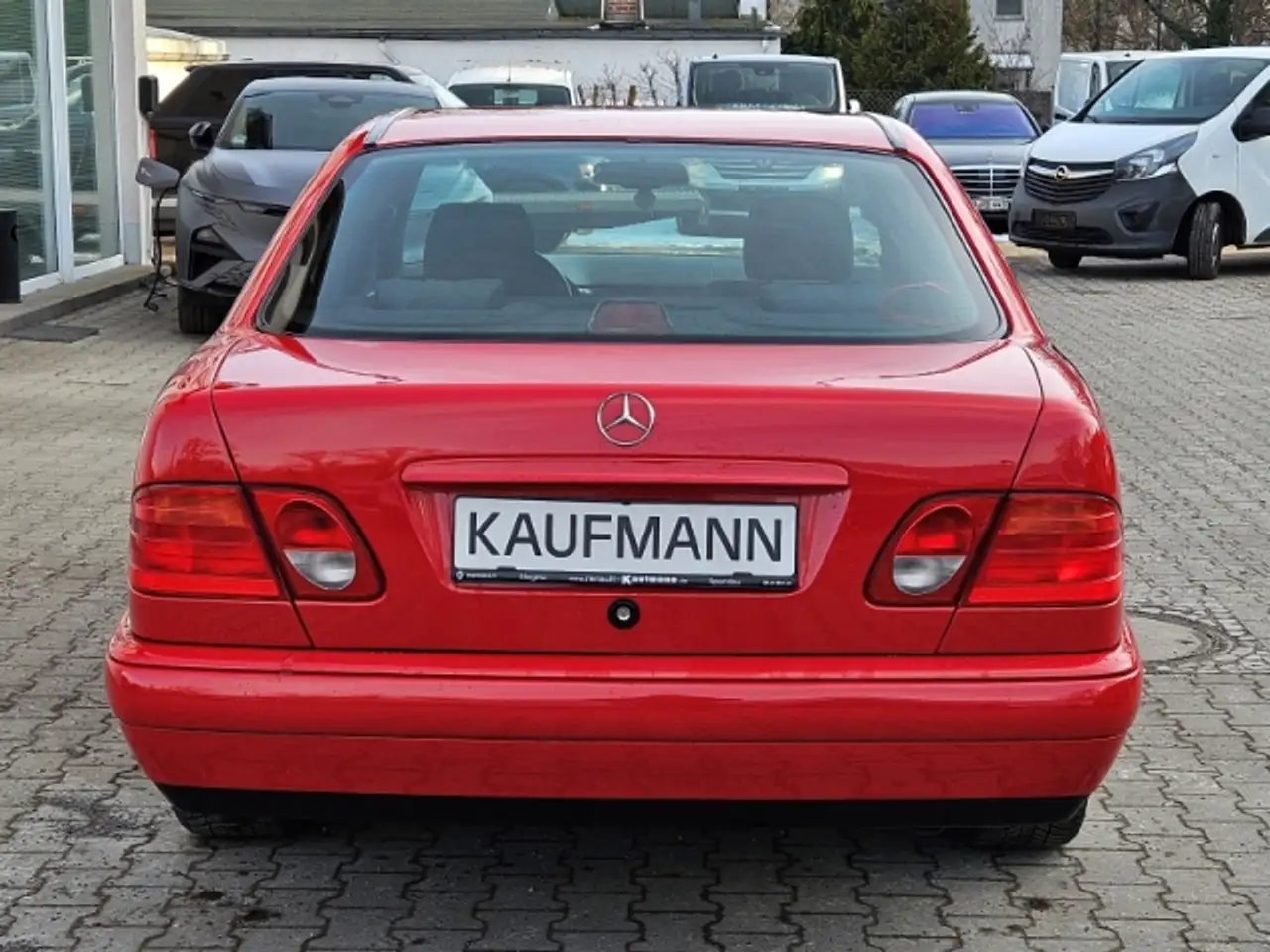 Mercedes-Benz E 230 E230, foto 5