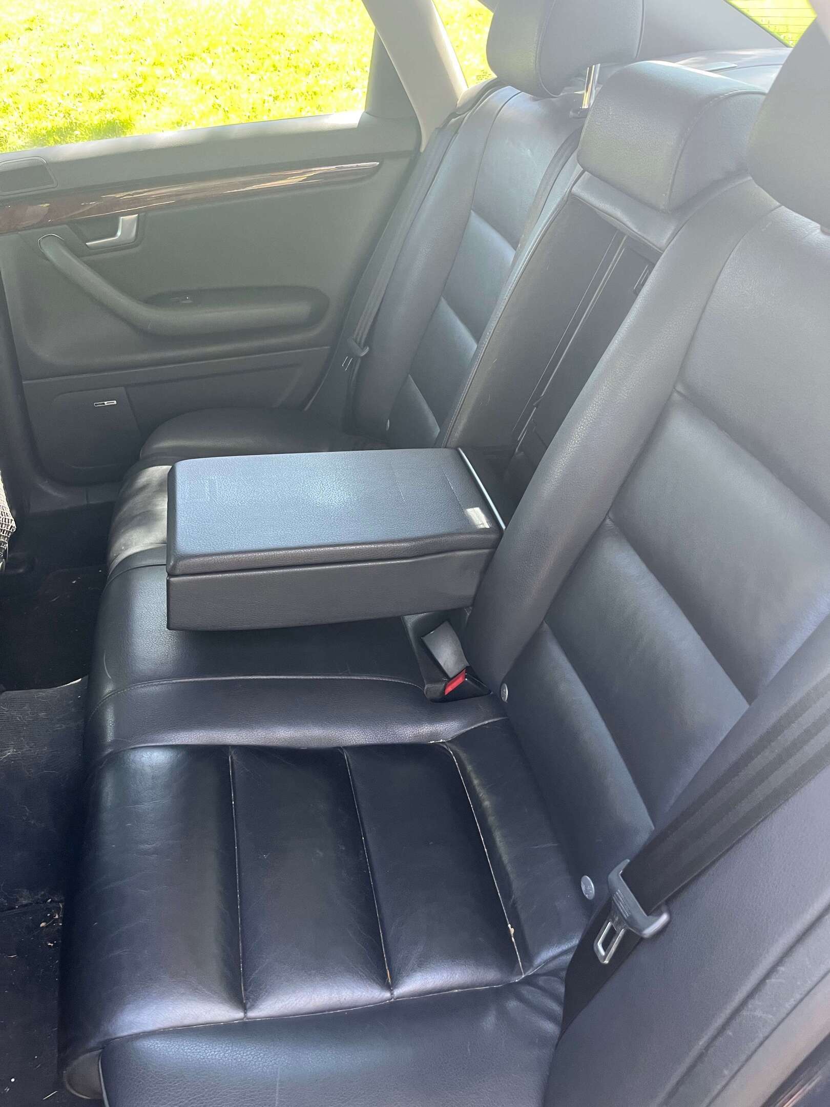 2004 Audi A4 3.0L thumb 6