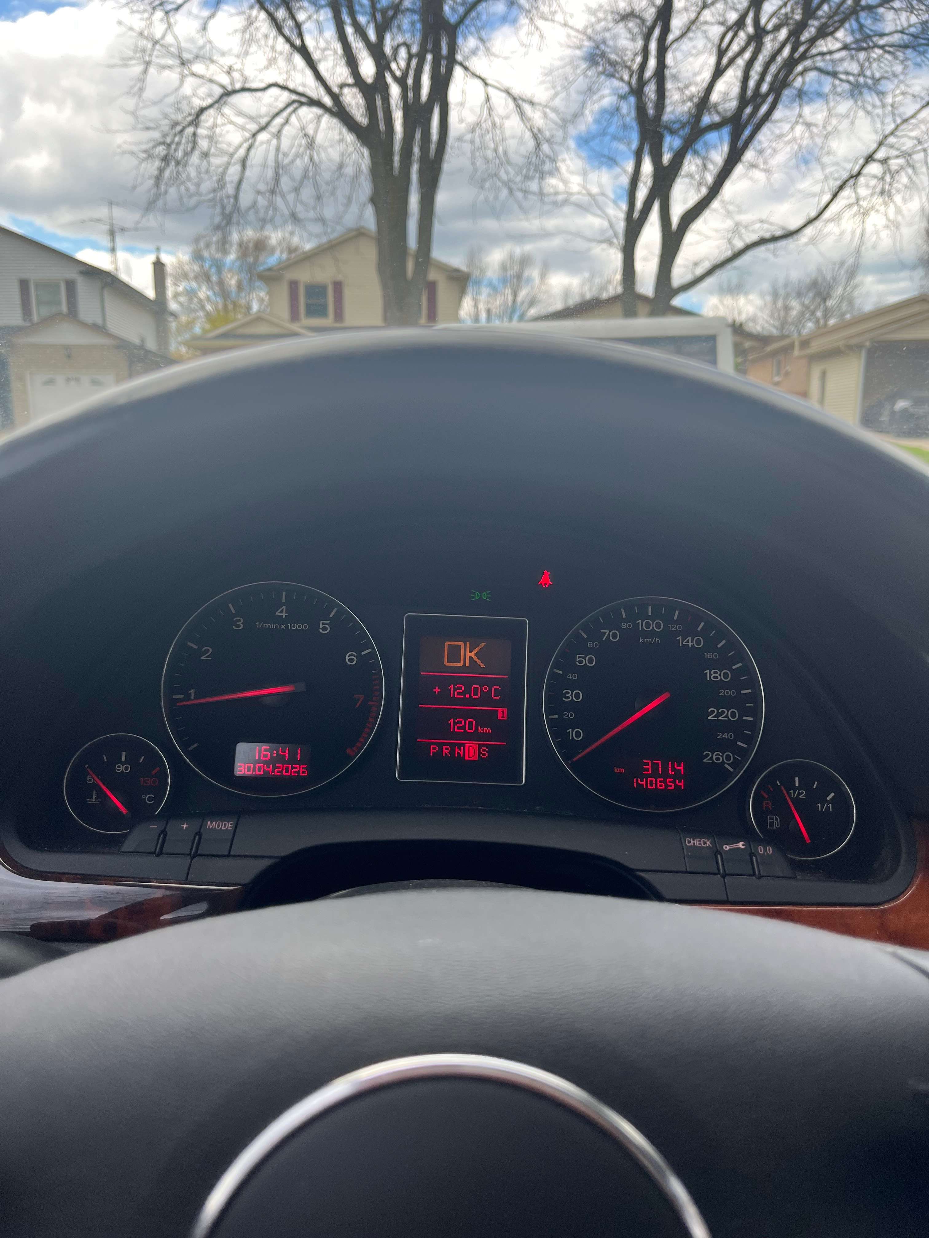 2004 Audi A4 3.0L alt 4