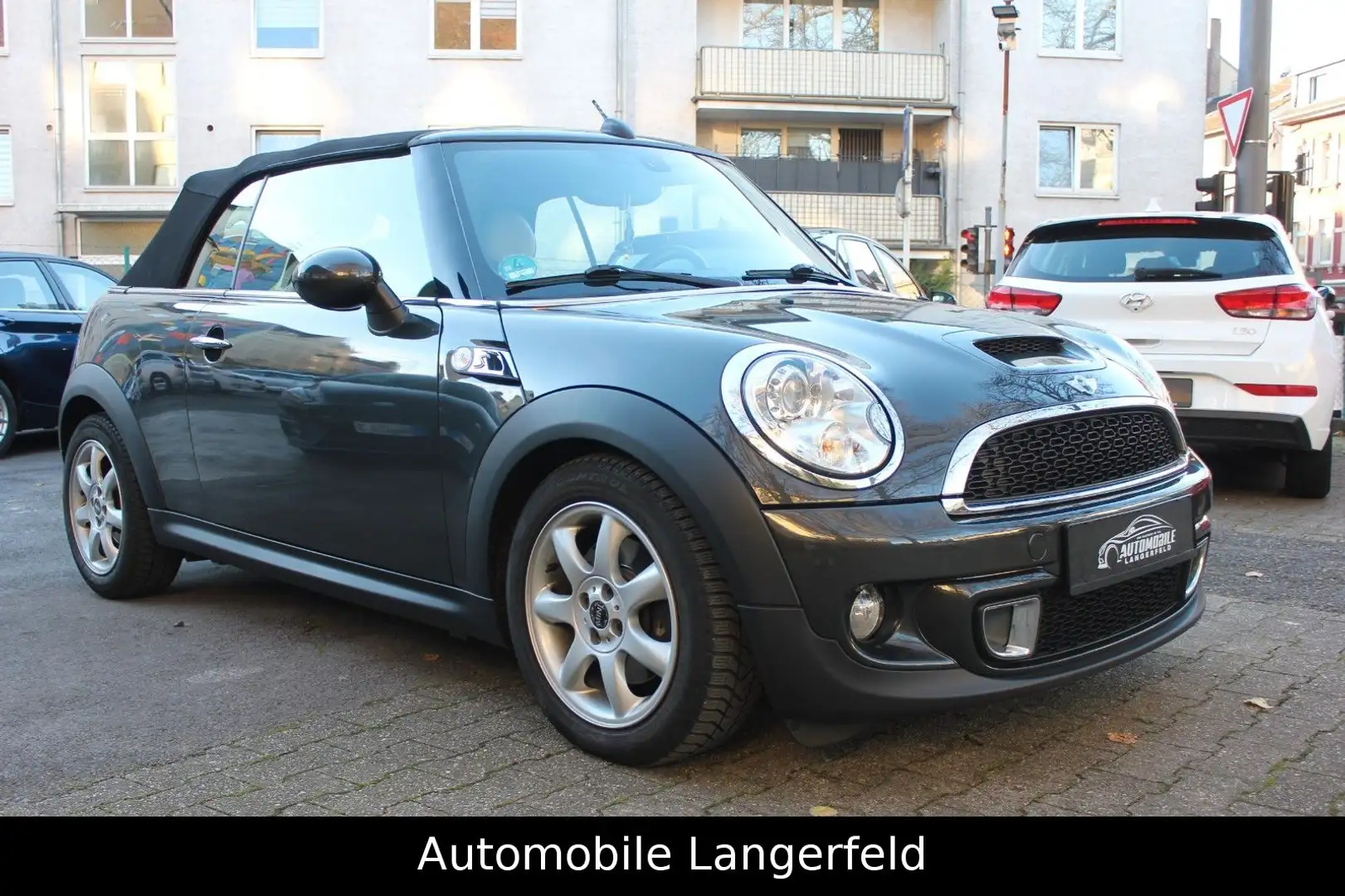 MINI Cooper S COOPER S Cabrio LEDER NAVI HARMAN-KARDON TEMPOMA Gris - 1