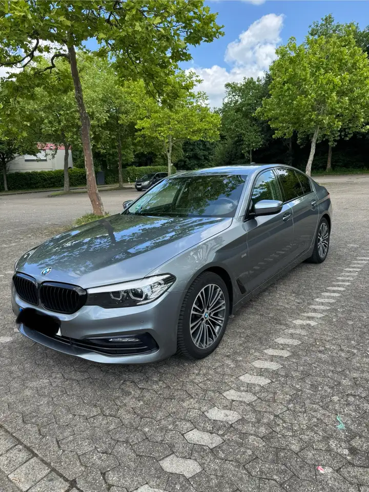 BMW 520
