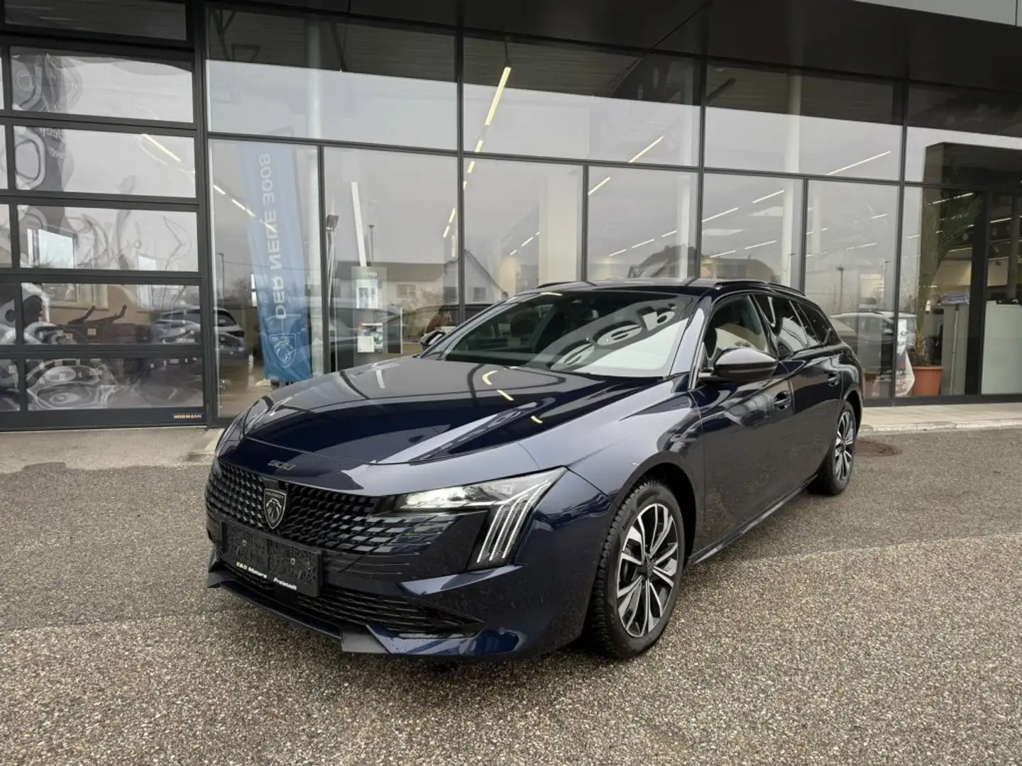 Peugeot 508 SW 1,5 BlueHDi 130 EAT8 Allure Aut. Blau - 1
