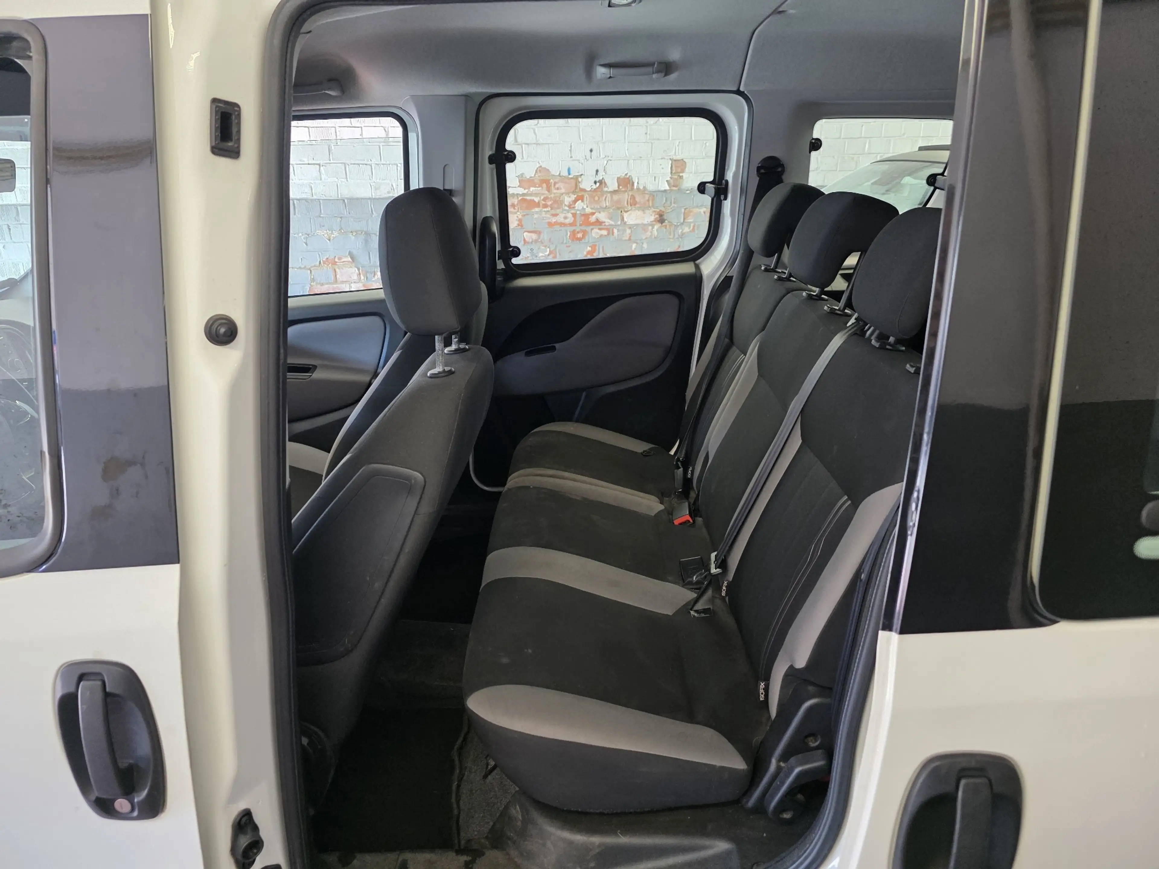 Fiat Doblo Doblo 1.4i Lounge — photo 8