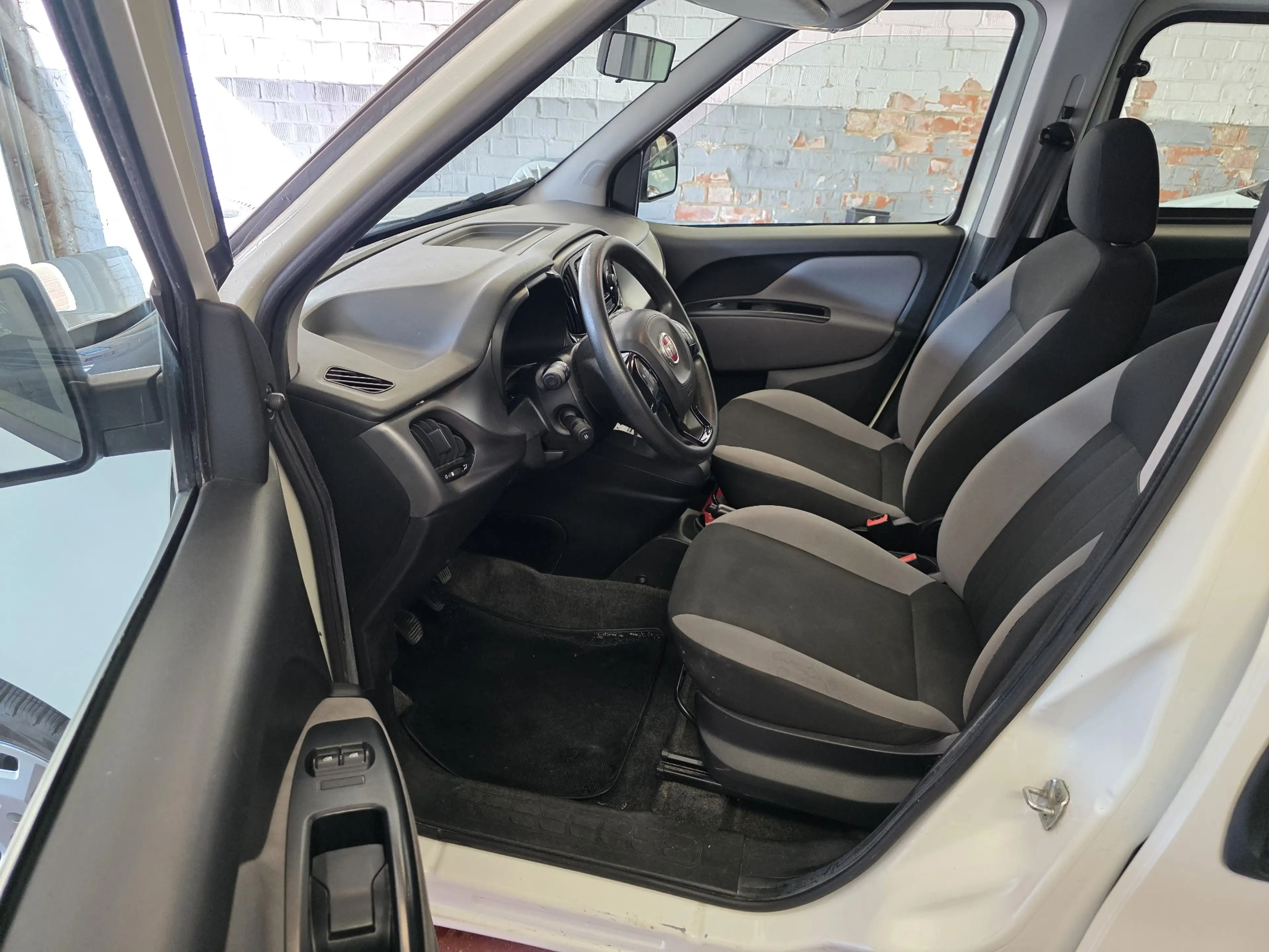 Fiat Doblo Doblo 1.4i Lounge — photo 7