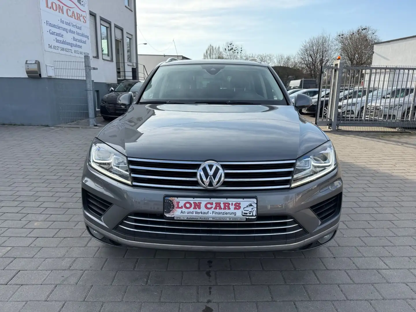 Volkswagen Touareg V6 TDI BMT/Pano/Luft/Totw/Leder/Navi/TOP Grau - 2