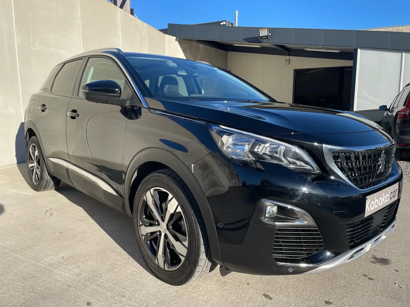 Peugeot 3008 1.2 Allure/CAMERA/CUIR/GPS/TOIT PANO/LINE ASSIST Noir - 1
