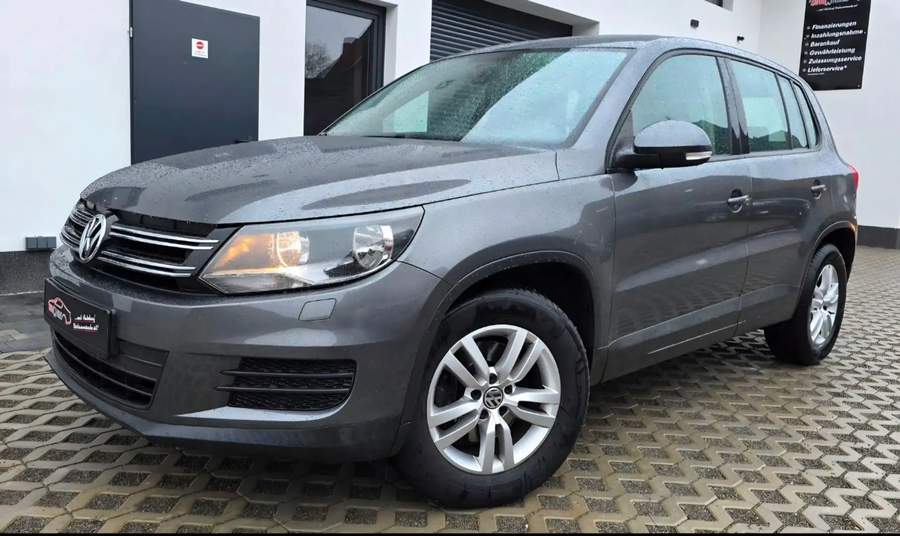 Volkswagen Tiguan 1.4 TSI BlueMotion*Trend & Fun*S-Heft* Grau - 2