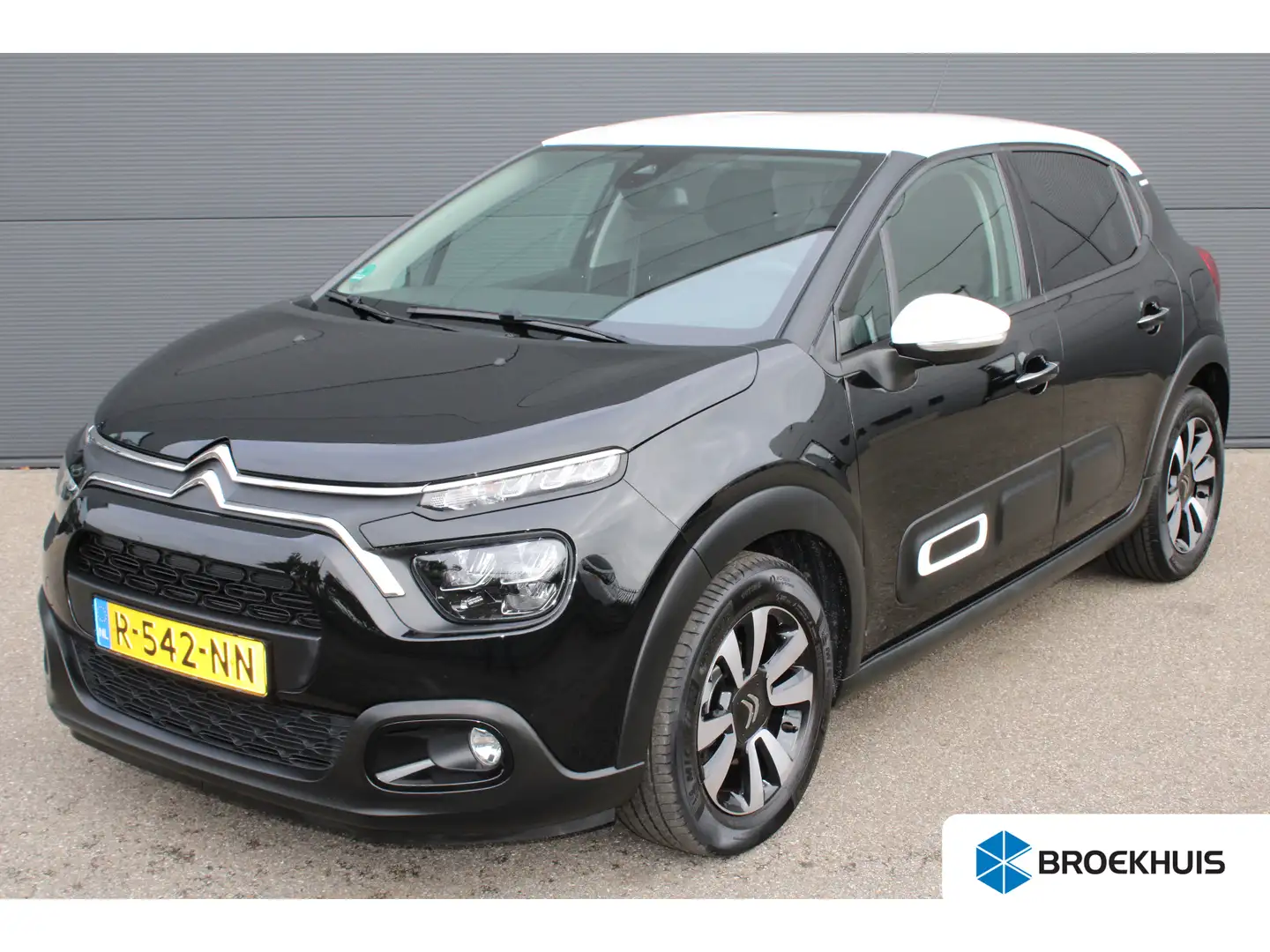 Citroen C3 1.2 PureTech Shine Business | Navi by app | Apple Schwarz - 1