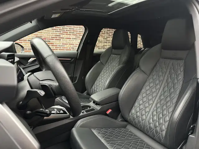 Audi S3 view 14