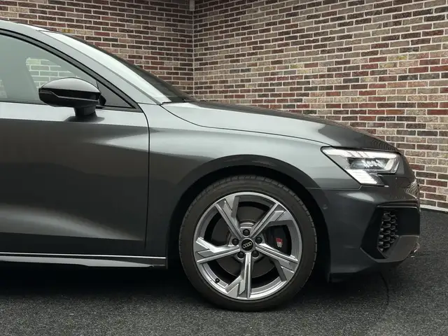 Audi S3 view 8