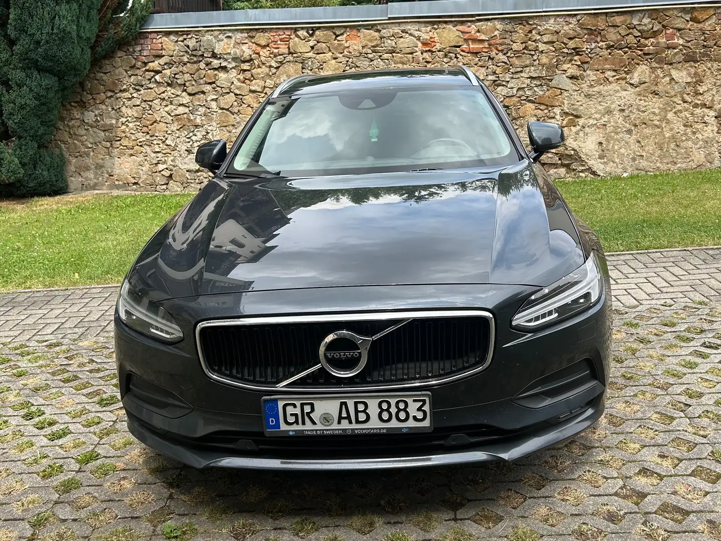 Volvo V90 V90 D4 Geartronic Momentum Grau - 1