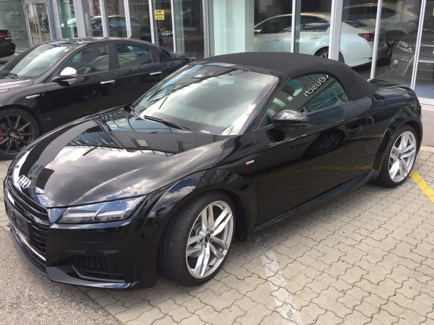 Audi TT 2.0 TFSI quattro Schwarz - 2