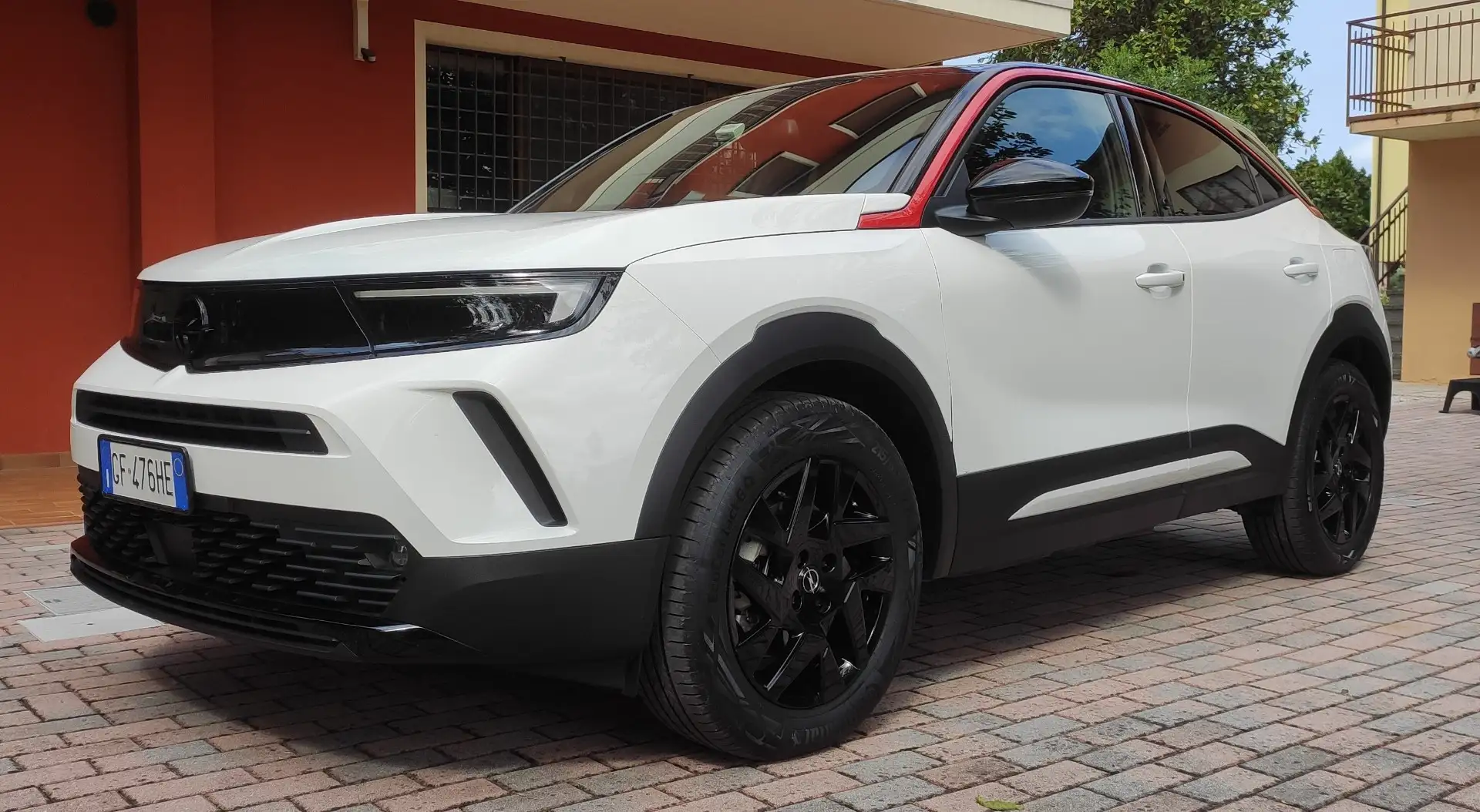 Opel Mokka electric GS Line + 136cv Bianco - 1