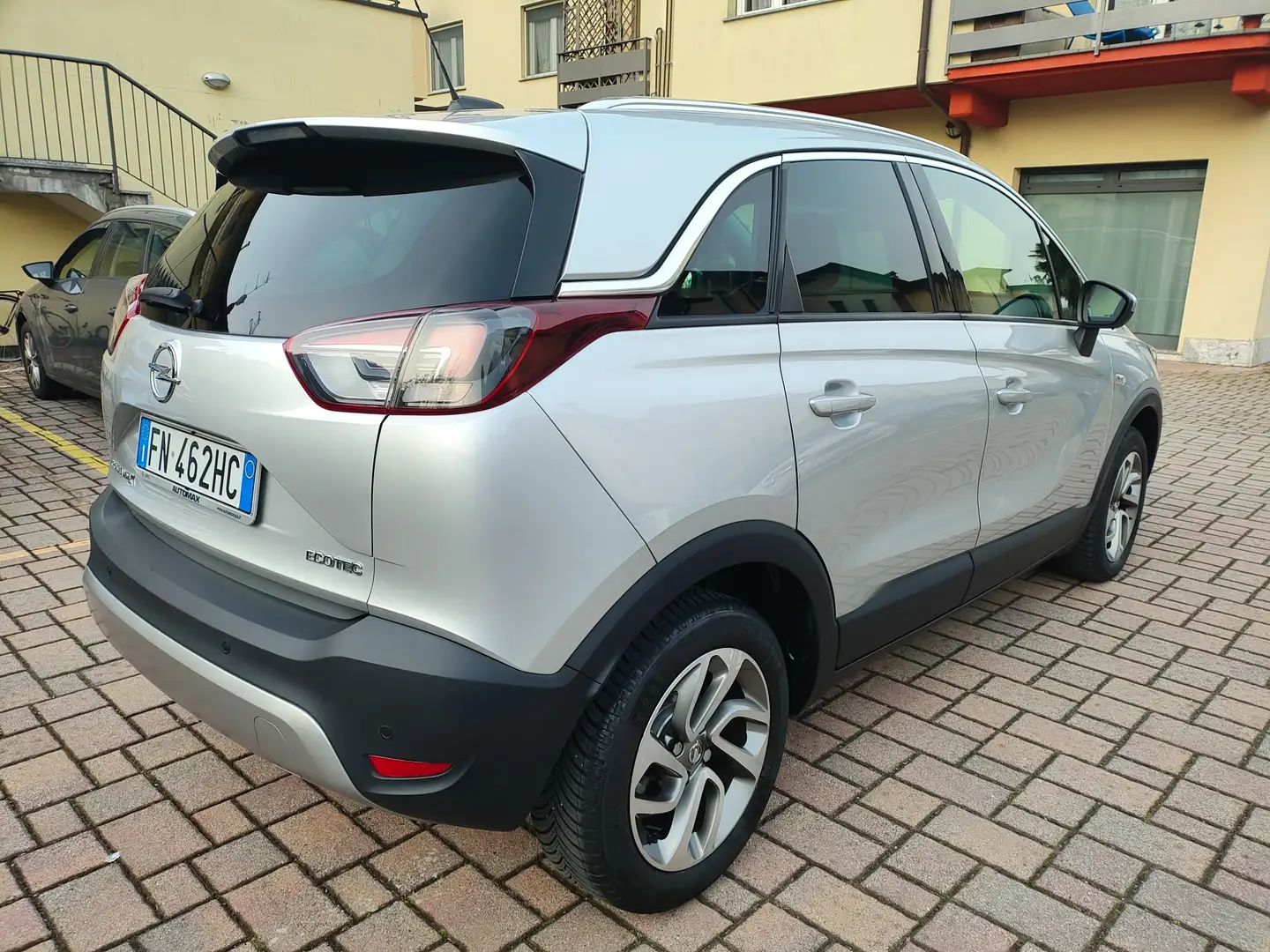 Opel Crossland X Crossland X 1.2 Innovation s Серебристый - 2