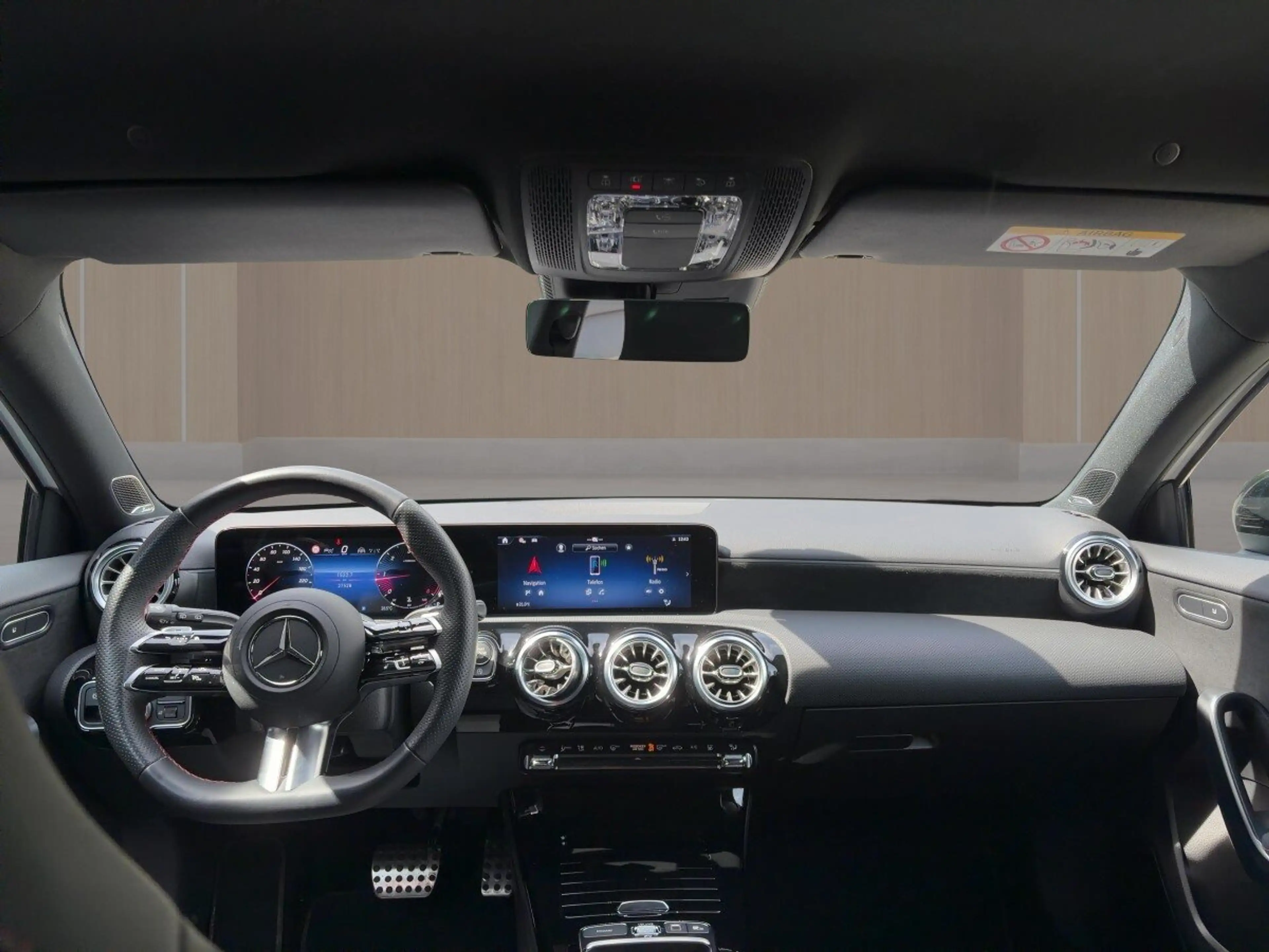 Mercedes-Benz A 220 A 220d Kompaktlimousine AMG-LINE+NIGHT+DISTR.+LED — photo 8