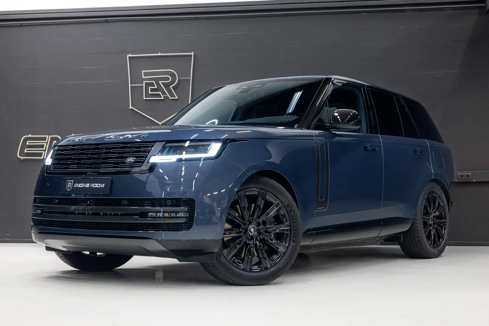 Land Rover Range Rover 3.0 P550e Autobiography PHEV Varasine Blue | Panor Blauw - 1