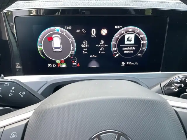 Volkswagen Passat view 12