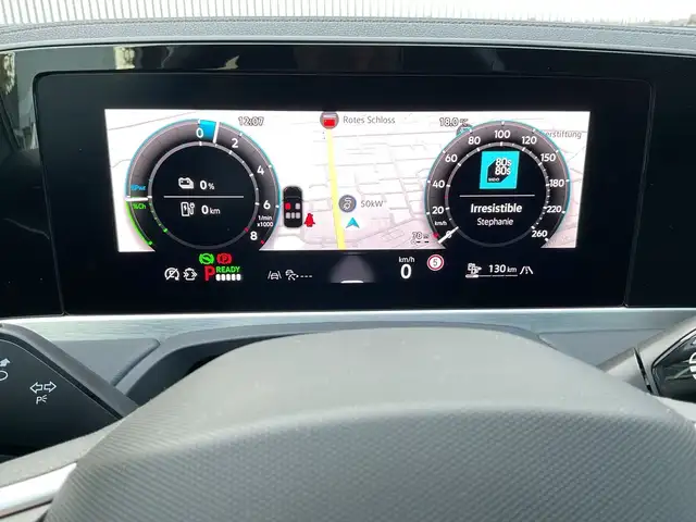 Volkswagen Passat view 13