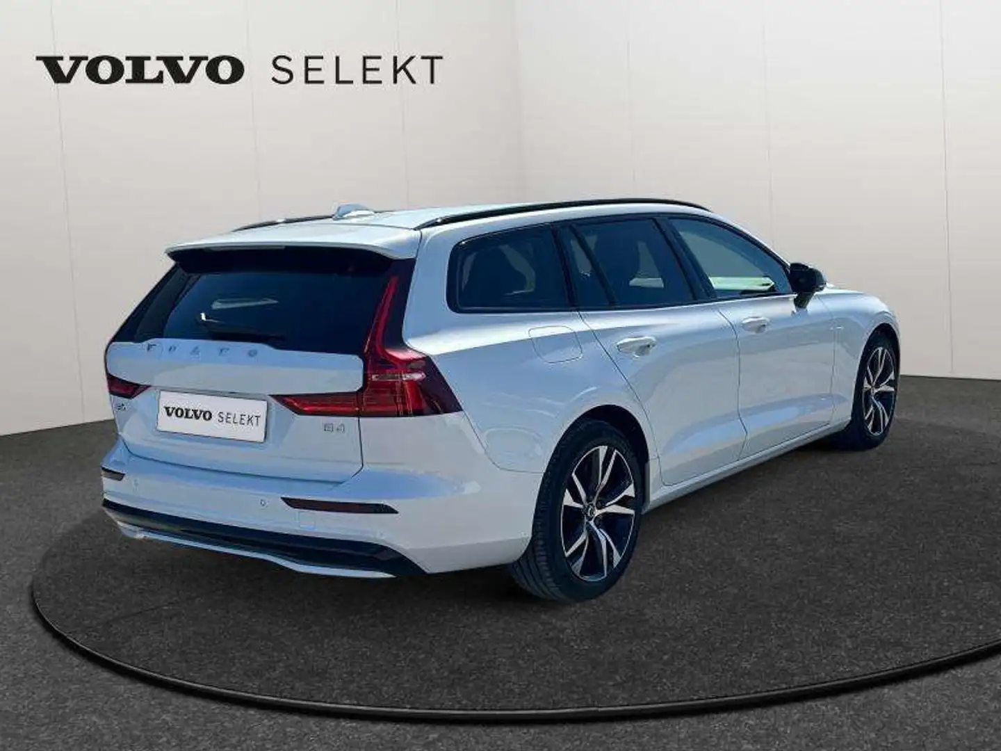 Volvo V60 B4 Plus Dark / Diesel Blanc - 2