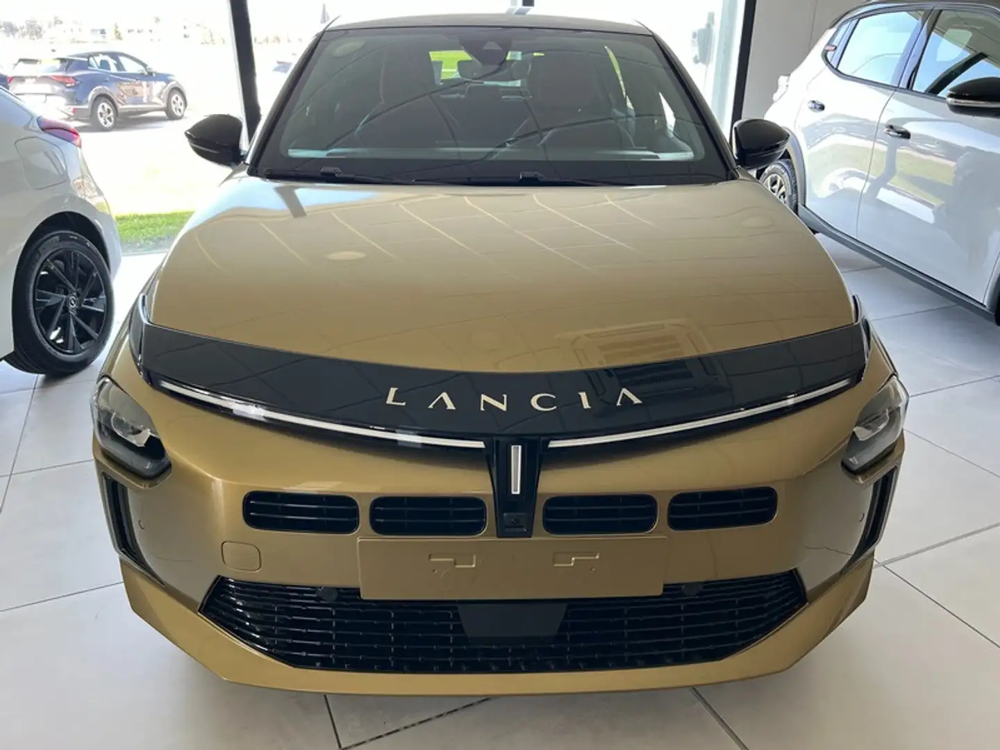 Lancia Ypsilon Ibrida Lx 1.2 100cv Ibrida Oro - 2